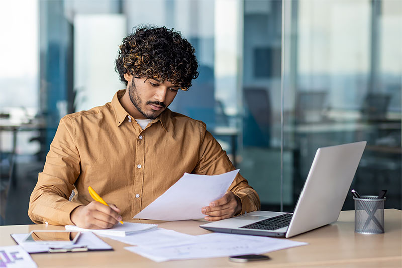 Crafting a CV for Marketing Professionals_816.jpg